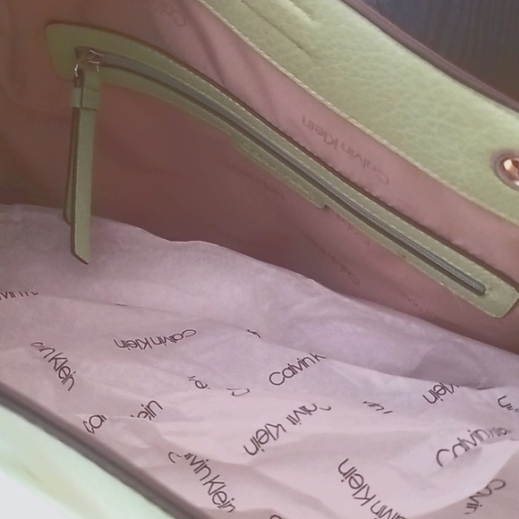 Calvin Klein (Renya tote) cucumber color womans purse - Picture 6 of 7